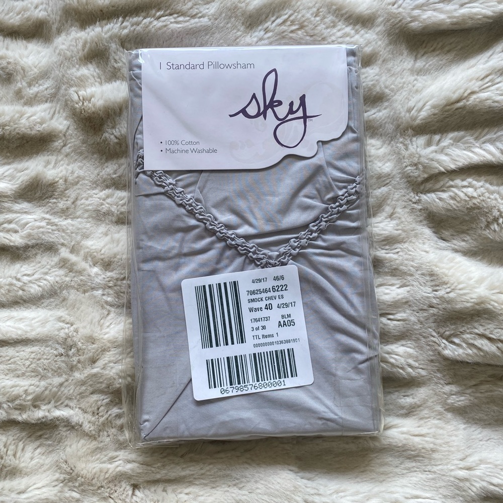 Sky Home Bedding Smock Textured Chevron Cotton Pillow Sham - STANDARD - Gray